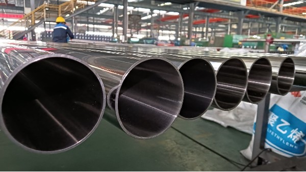 不銹鋼消音器用啥管？