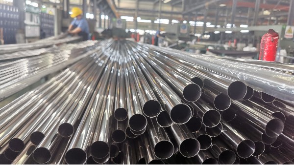 圓管與方管的“幾何學(xué)”：為什么形狀本身就是一種性能？