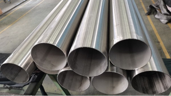 不銹鋼管大比拼：焊管與無縫管，誰能承受更大壓力？