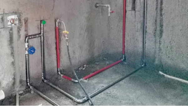 304不銹鋼給水管技術優勢有哪些？